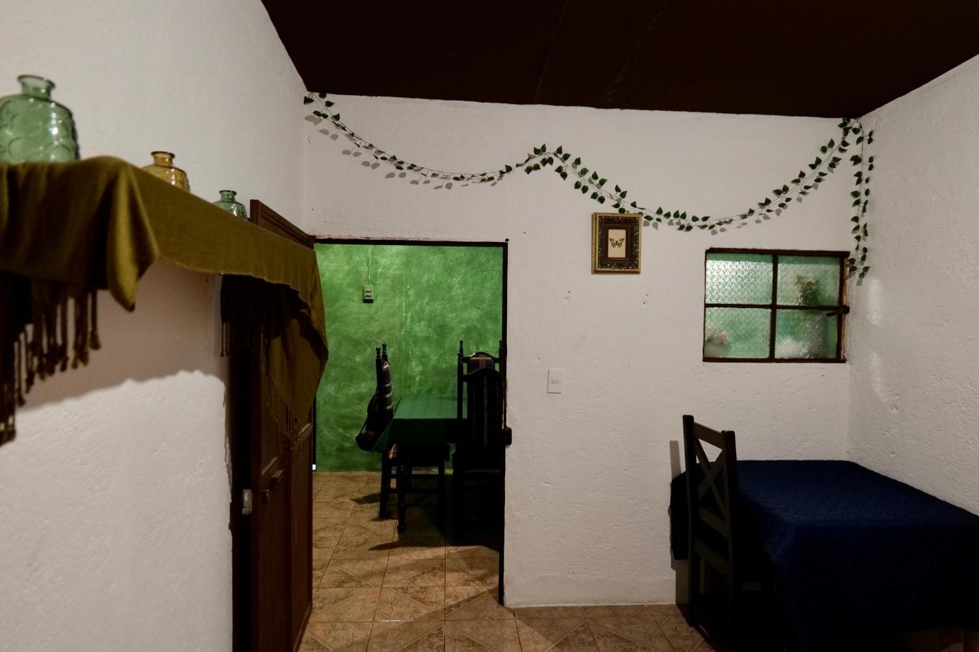 Wonderland Hostel Antigua Luaran gambar