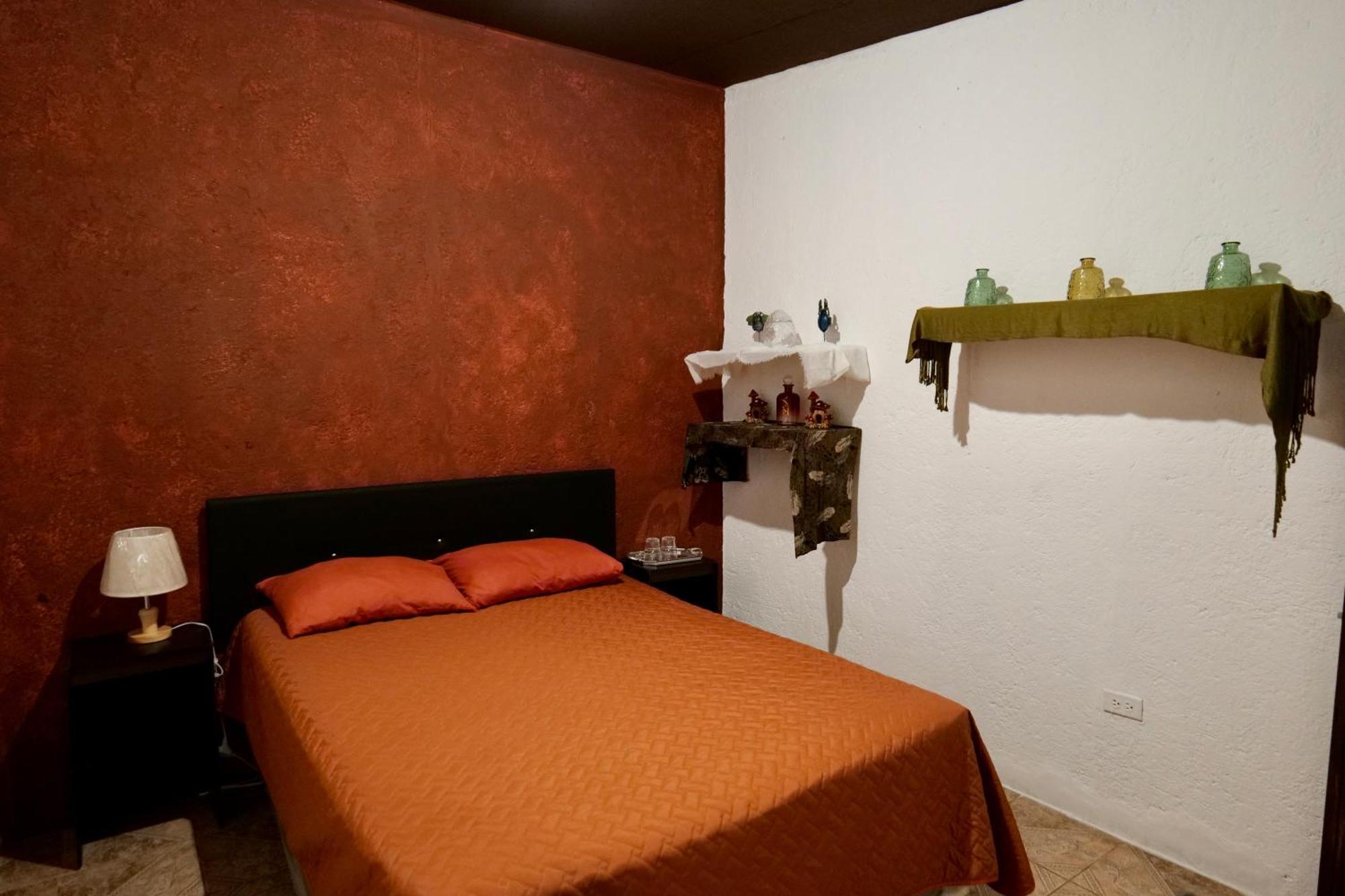 Wonderland Hostel Antigua Luaran gambar